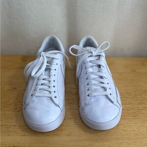 Nike Blazer Low LE.  Women’s white Nike leather casual sneakers 👟